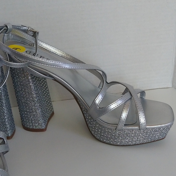 Guess silver embellished platforms heel rhinestones sandals size 9 - Picture 5 of 11